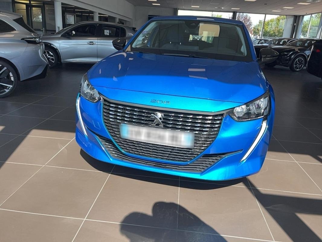Peugeot 208 - Photo 2
