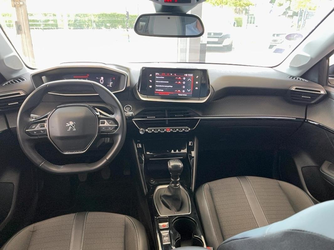 Peugeot 208 - Photo 10