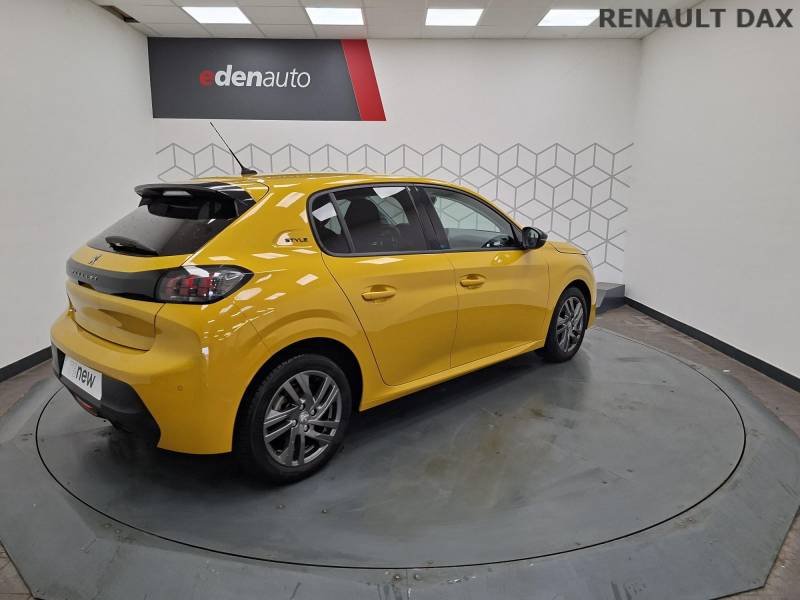Peugeot 208 - Photo 11