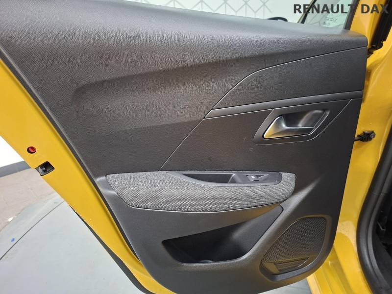 Peugeot 208 - Photo 22