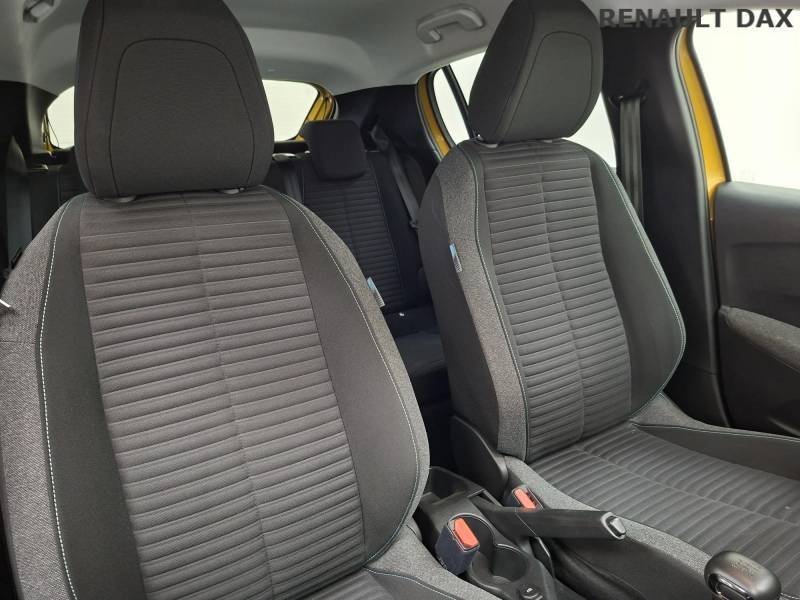 Peugeot 208 - Photo 27
