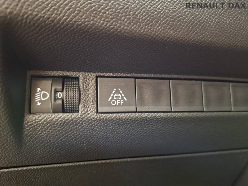 Peugeot 208 - Photo 31