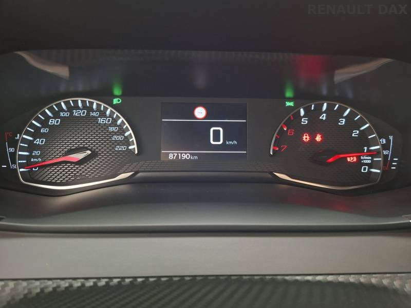 Peugeot 208 - Photo 37