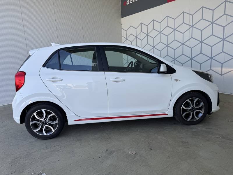 Kia Picanto - Photo 17