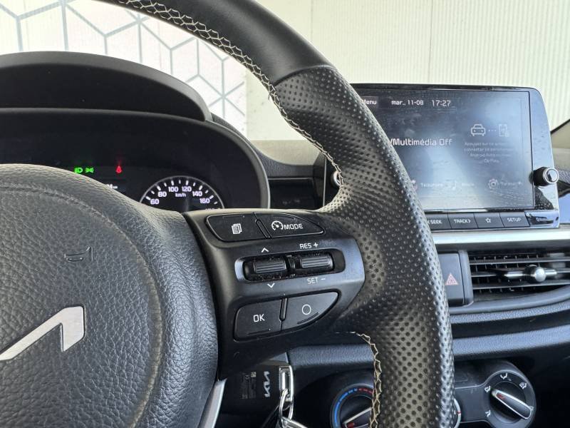 Kia Picanto - Photo 23