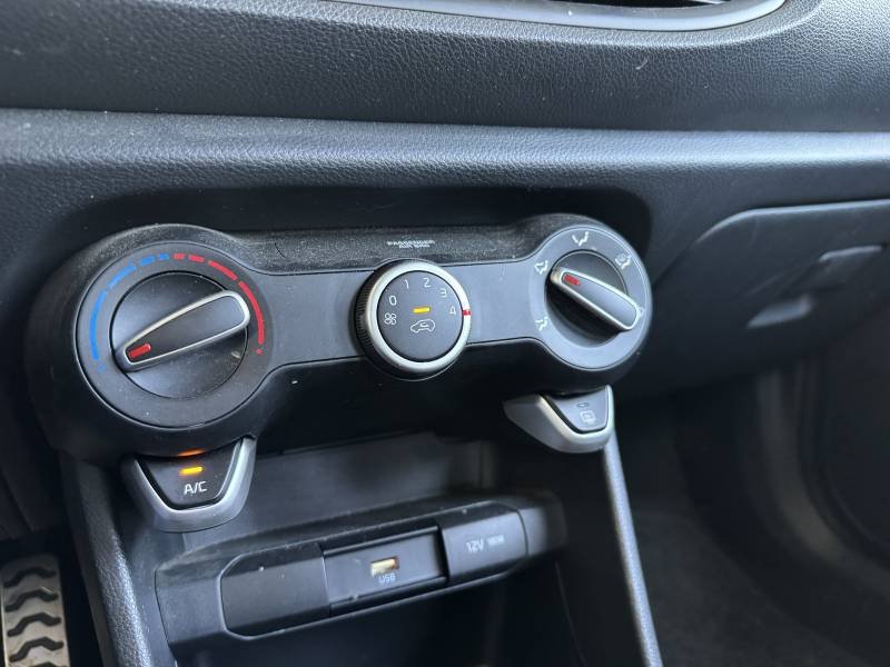 Kia Picanto - Photo 28