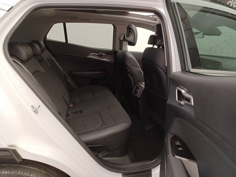 Kia Sportage - Photo 29