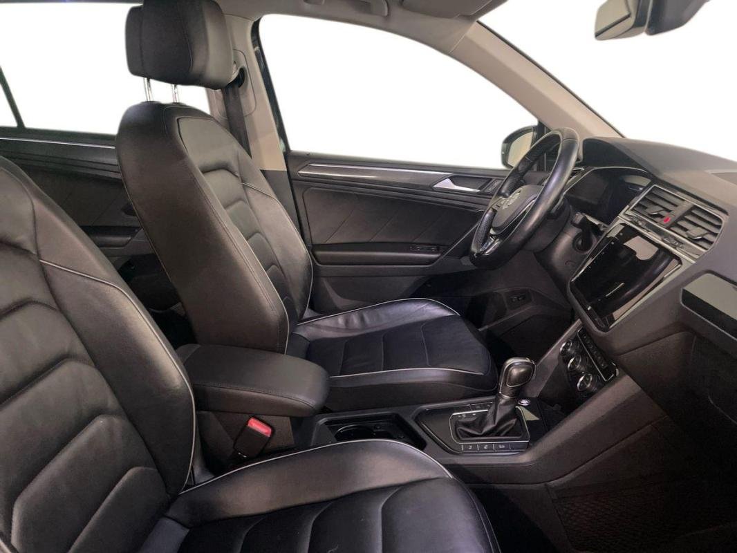 Volkswagen Tiguan - Photo 13