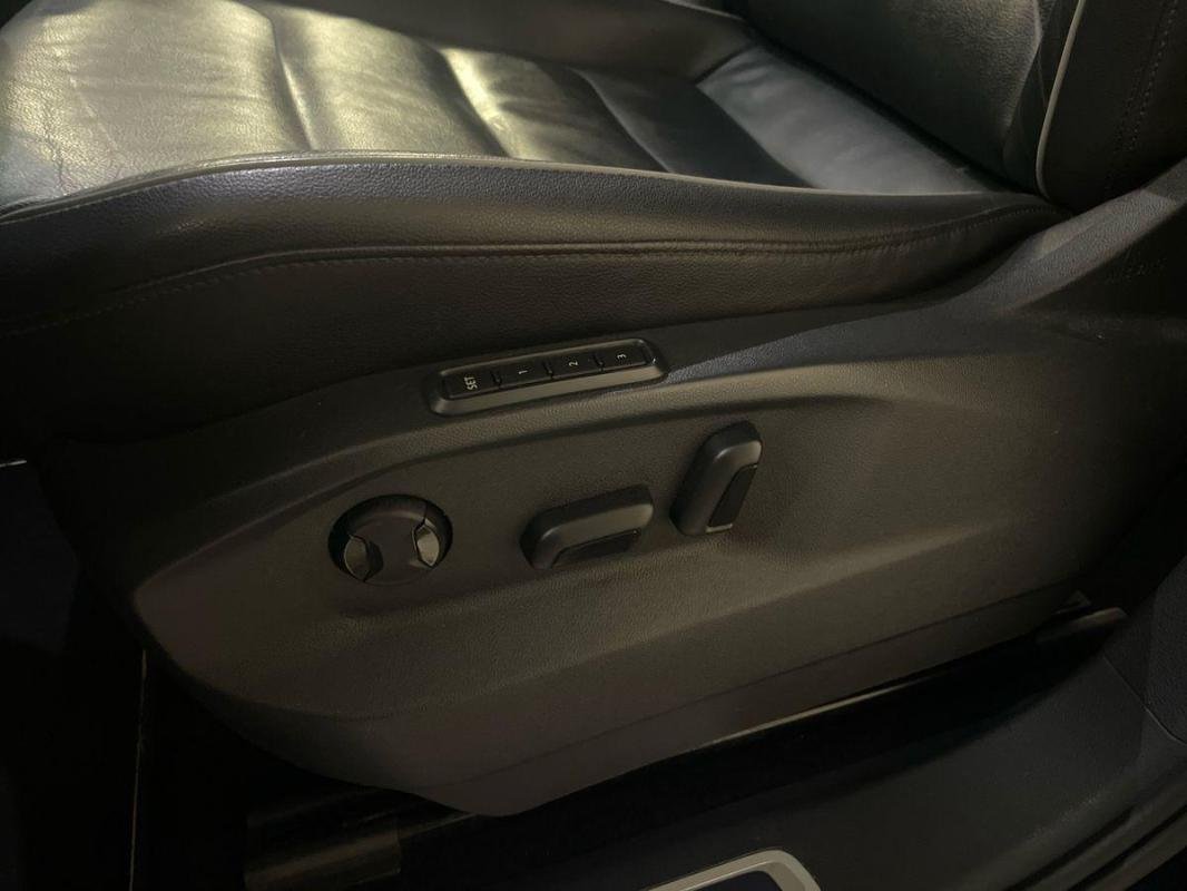 Volkswagen Tiguan - Photo 14