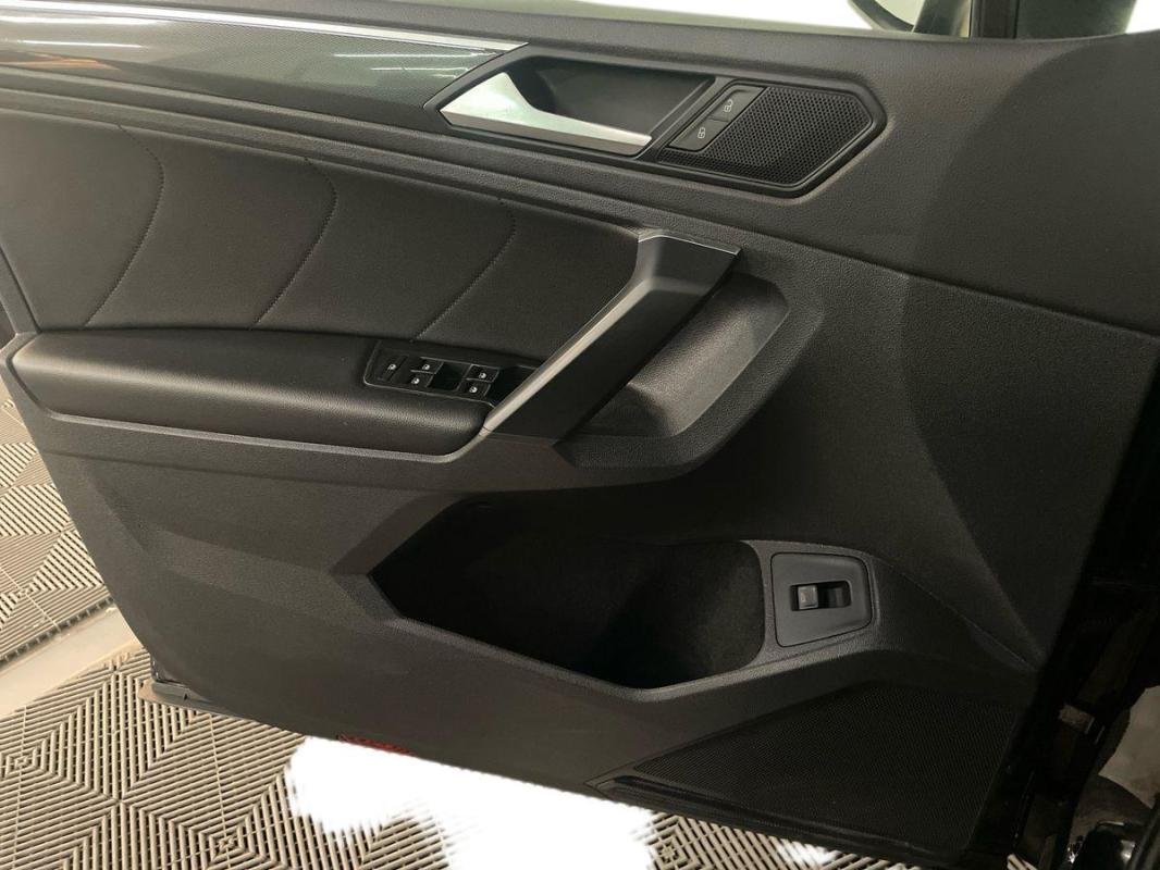Volkswagen Tiguan - Photo 15