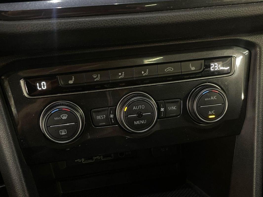 Volkswagen Tiguan - Photo 19