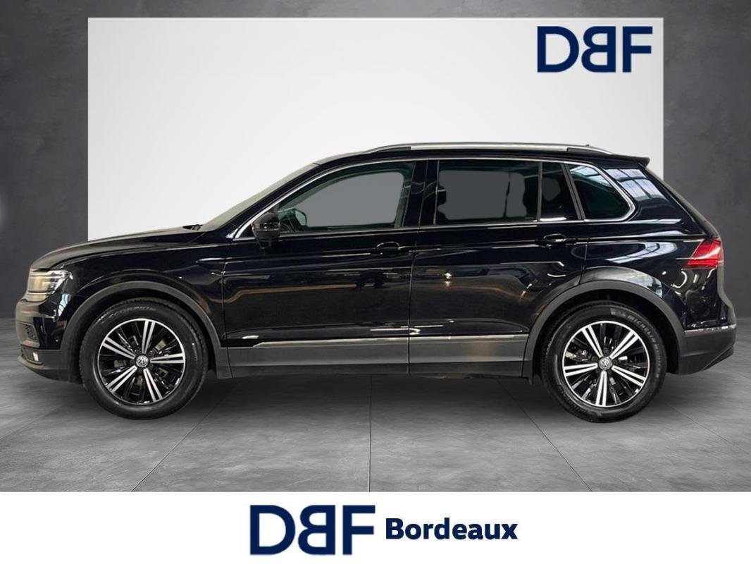Volkswagen Tiguan - Photo 2