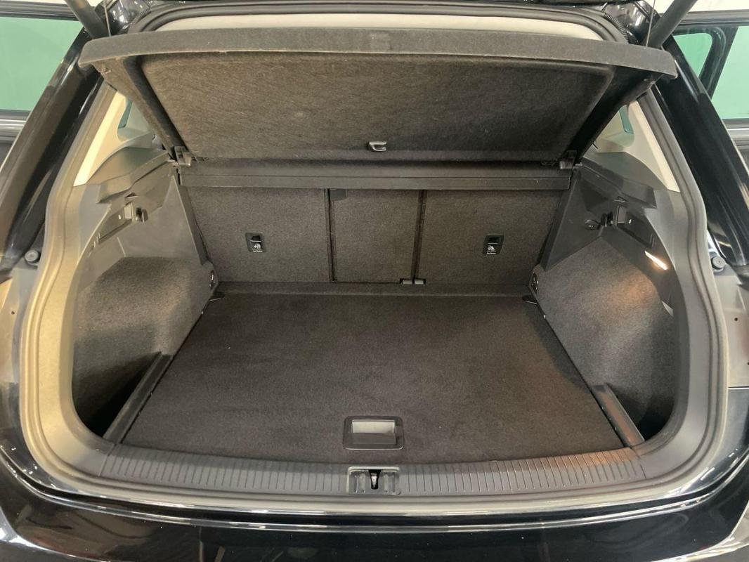 Volkswagen Tiguan - Photo 31