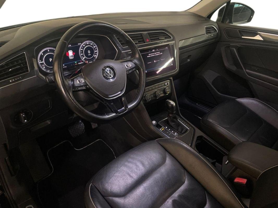 Volkswagen Tiguan - Photo 9