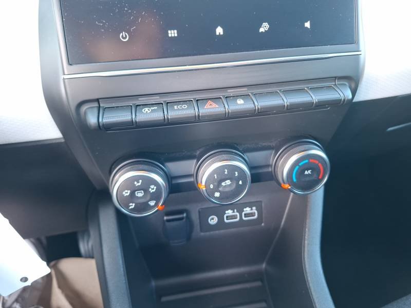 Renault Clio - Photo 22