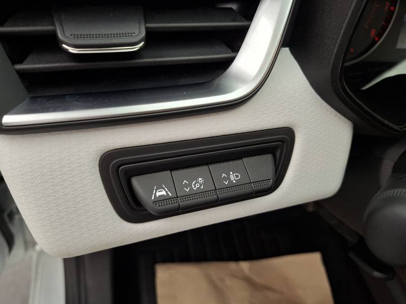Renault Clio - Photo 24