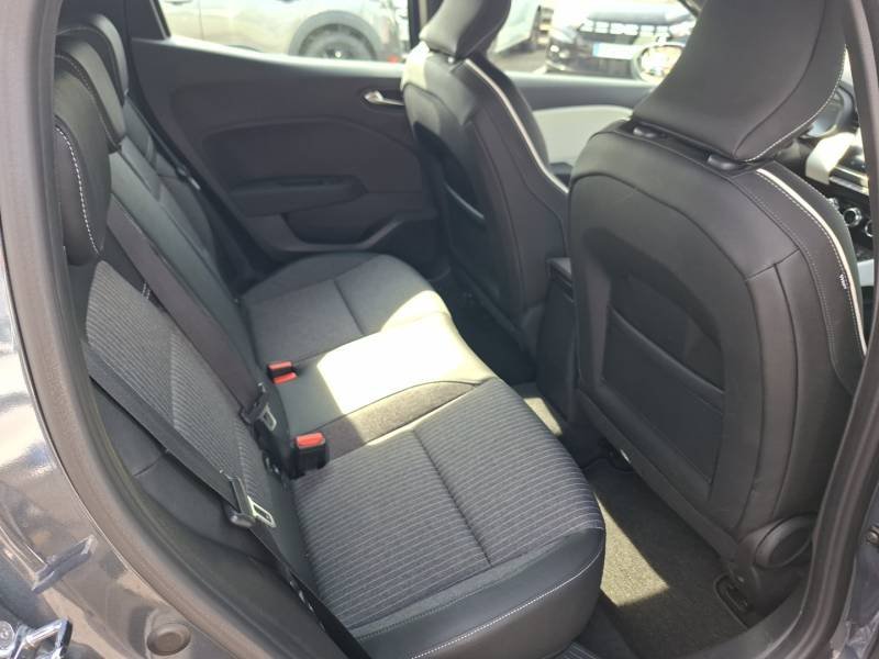 Renault Clio - Photo 14