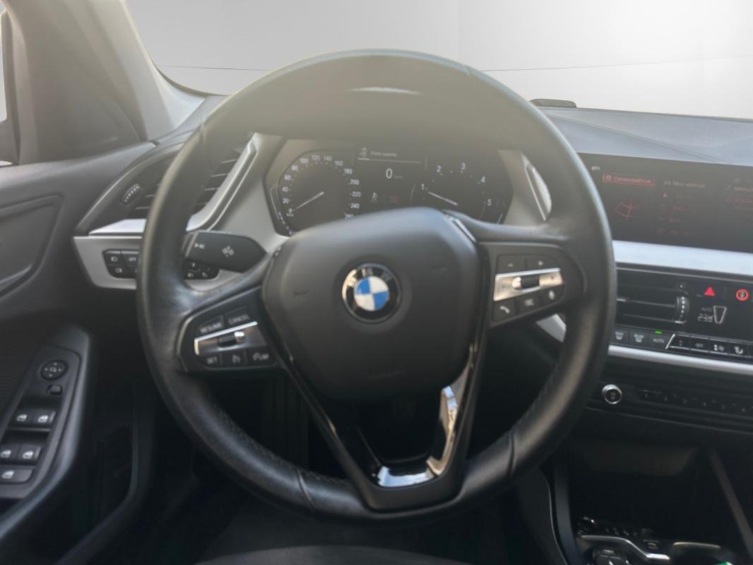 BMW Série 1 - Photo 11