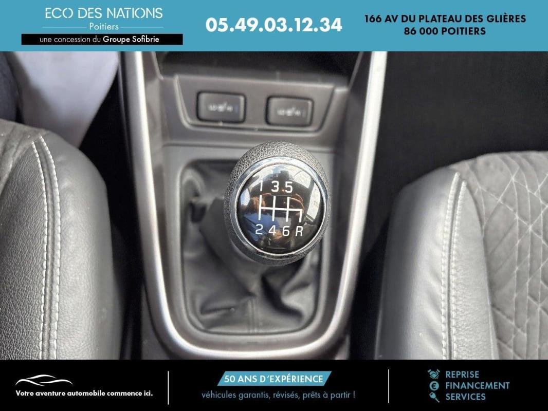 Suzuki Vitara - Photo 12