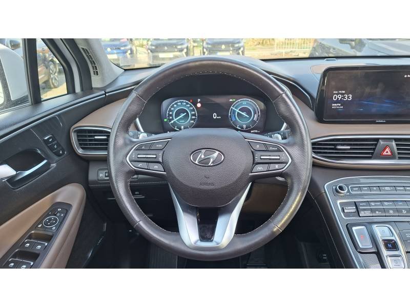 Hyundai Santa Fe - Photo 11