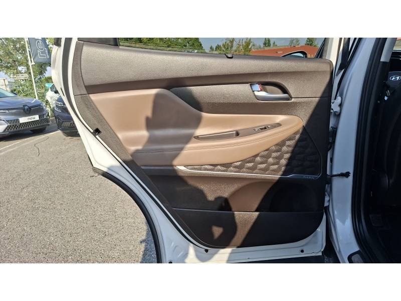 Hyundai Santa Fe - Photo 36