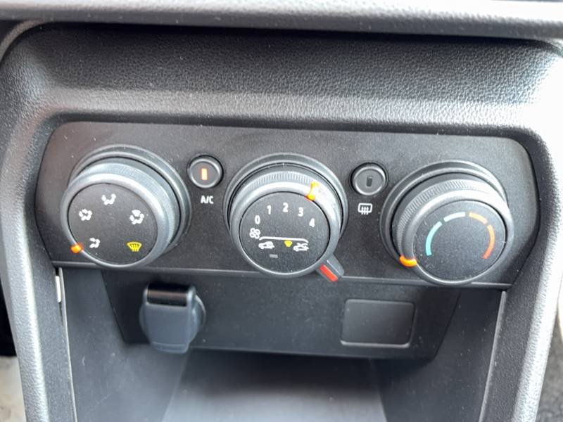 Dacia Sandero - Photo 21