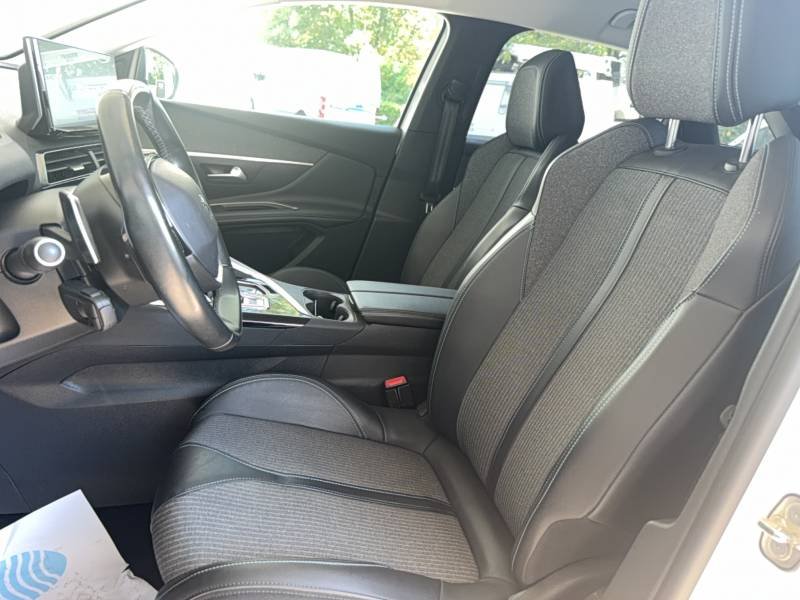 Peugeot 3008 - Photo 17