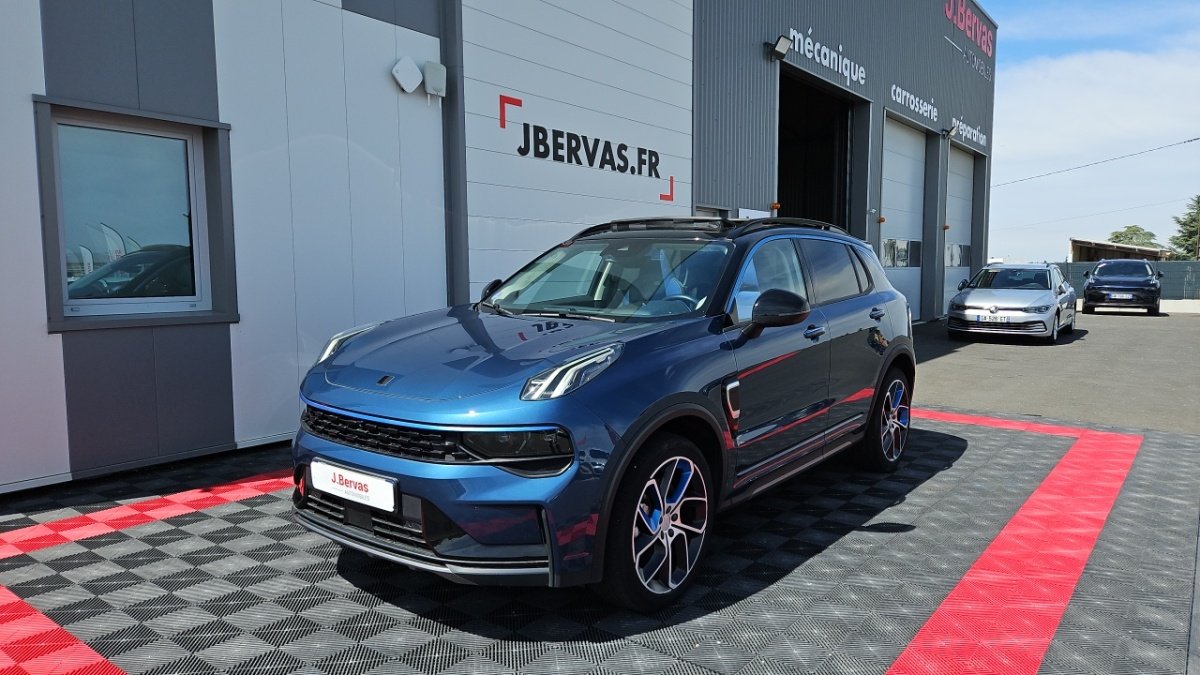 Lynk & Co 01 - Photo 1