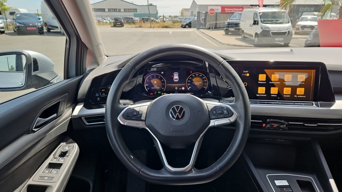 Volkswagen Golf SW - Photo 15
