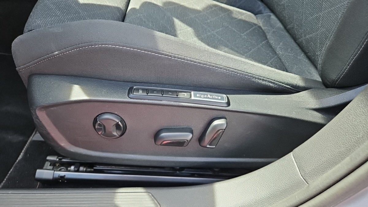 Volkswagen Golf SW - Photo 29