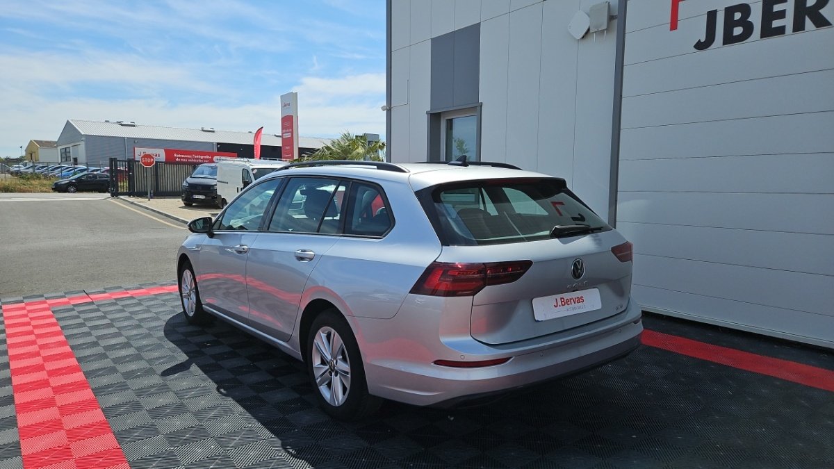 Volkswagen Golf SW - Photo 3