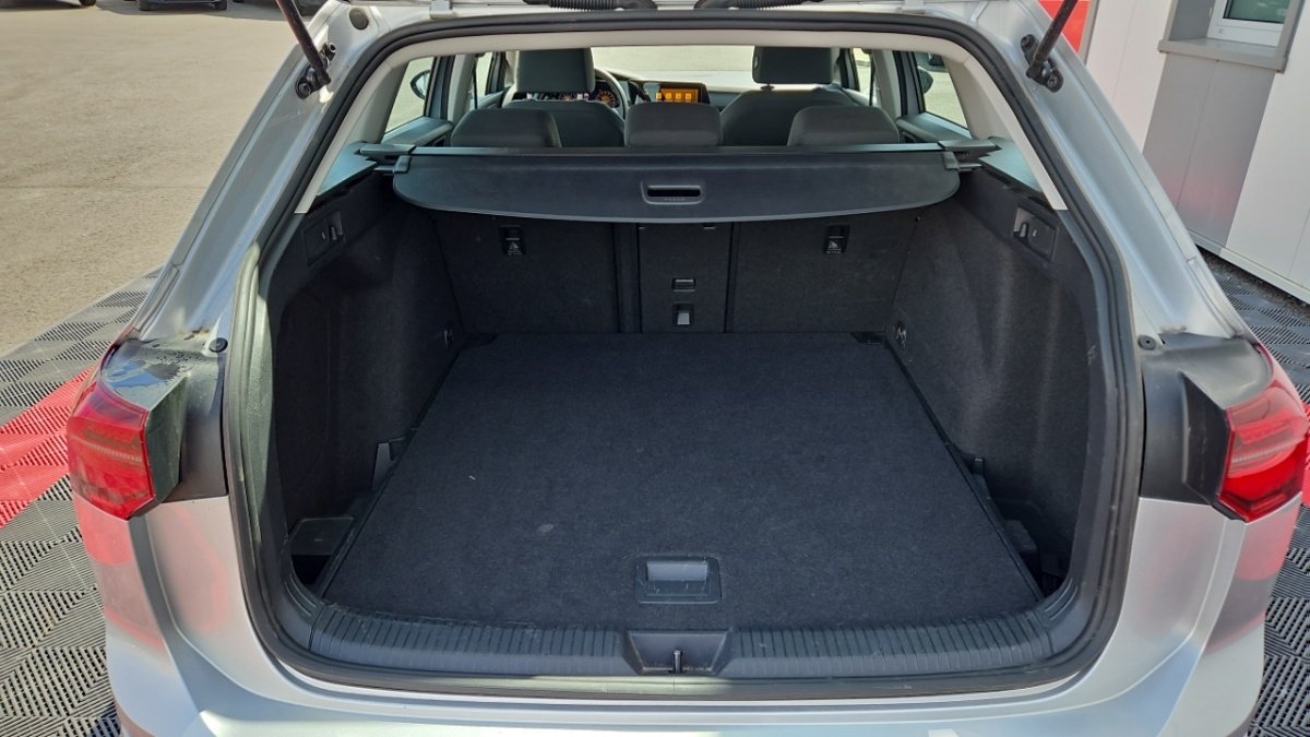 Volkswagen Golf SW - Photo 9