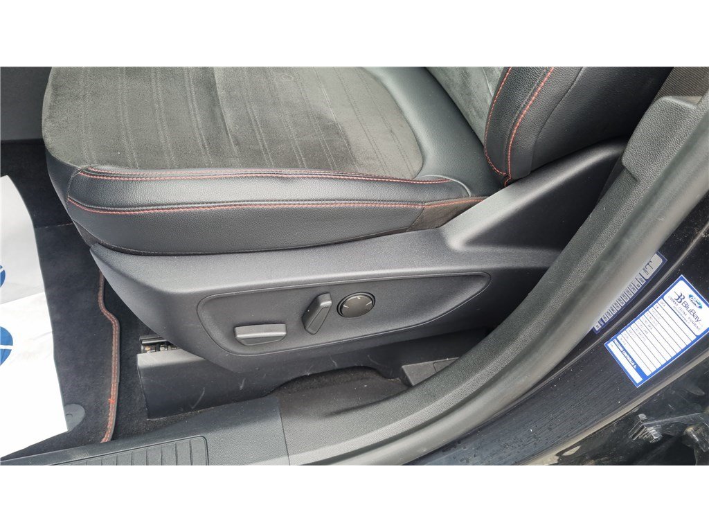 Ford Kuga - Photo 9