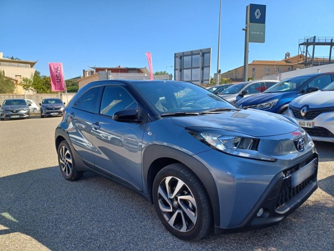 Toyota aygo x - Photo 1