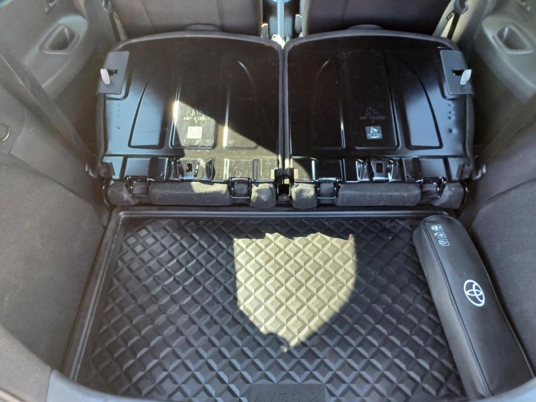 Toyota aygo x - Photo 14