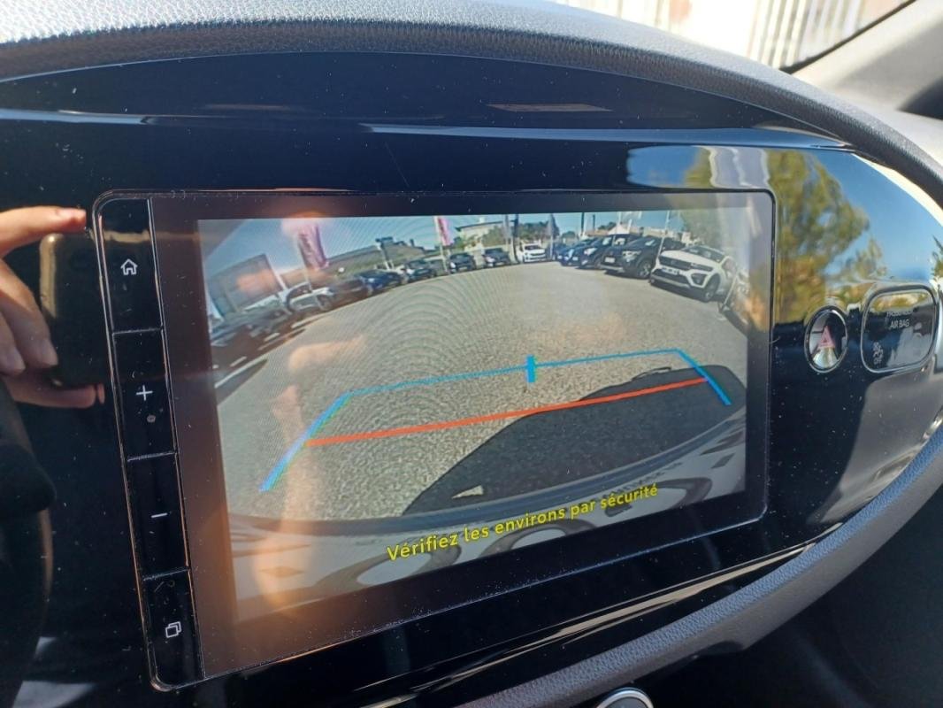 Toyota aygo x - Photo 22