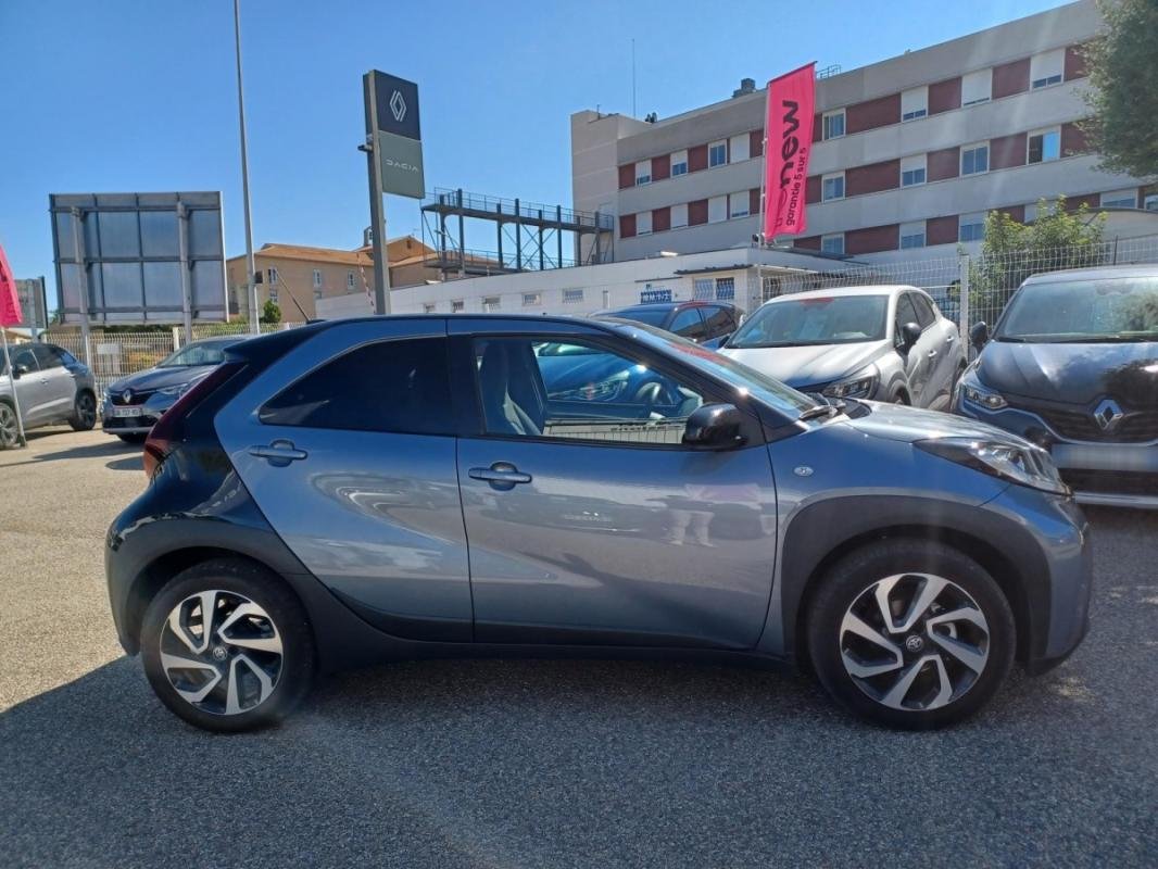 Toyota aygo x - Photo 8