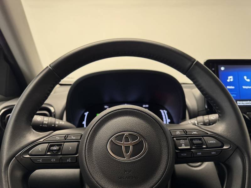 Toyota Yaris - Photo 24