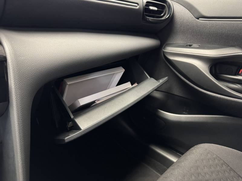 Toyota Yaris - Photo 33