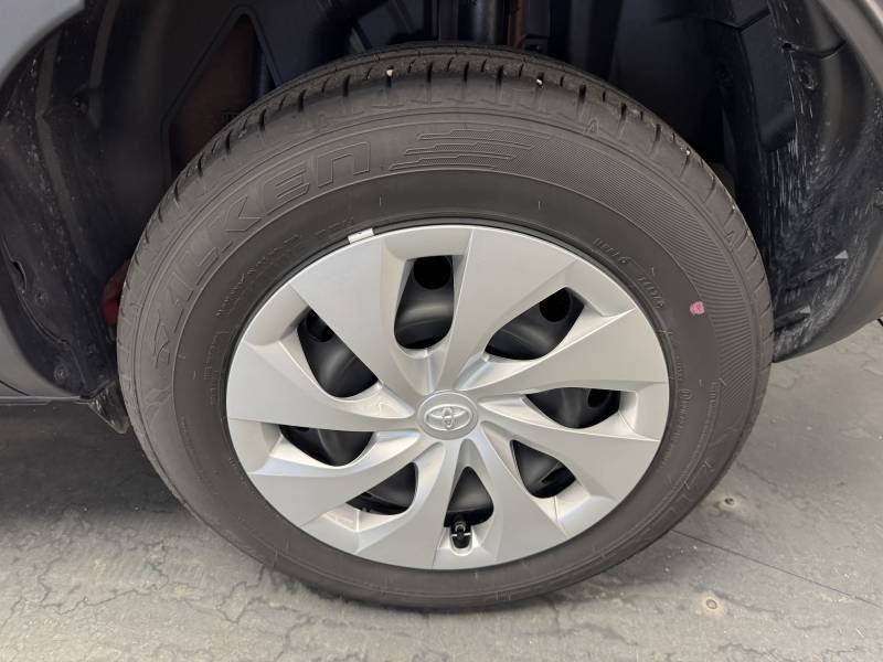 Toyota Yaris - Photo 8