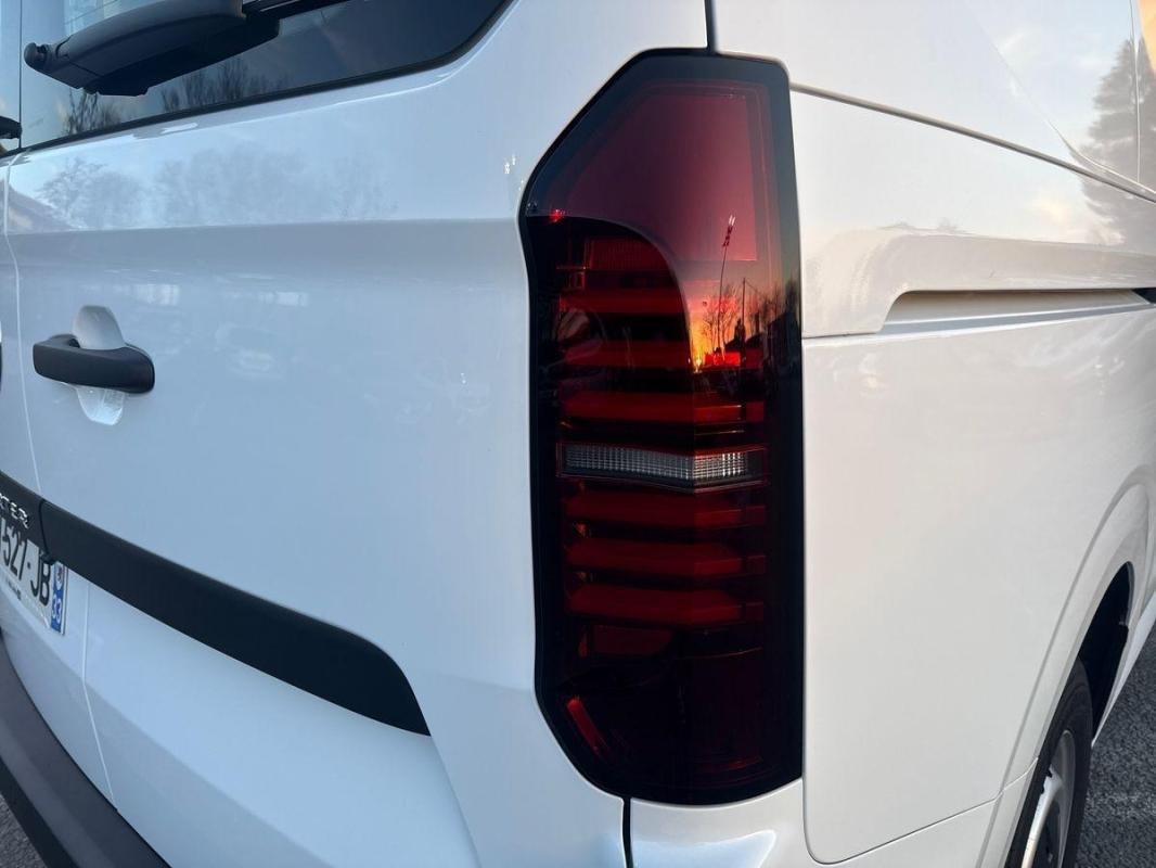 Volkswagen Transporter - Photo 19