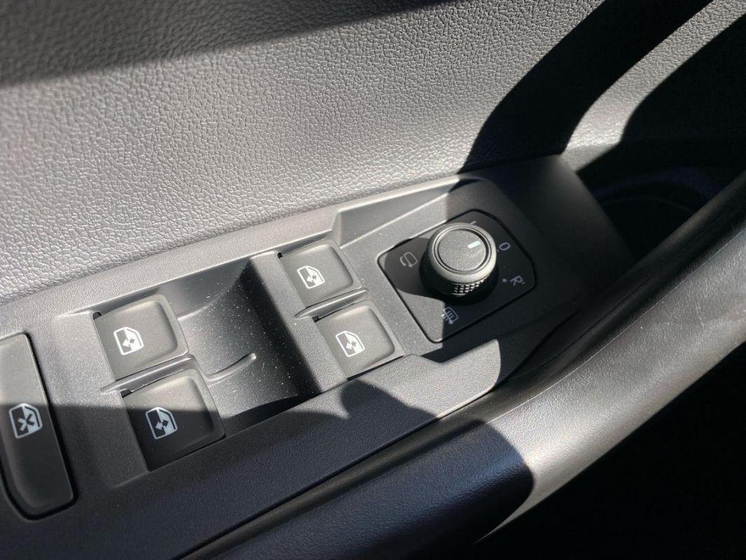 Volkswagen Polo - Photo 12