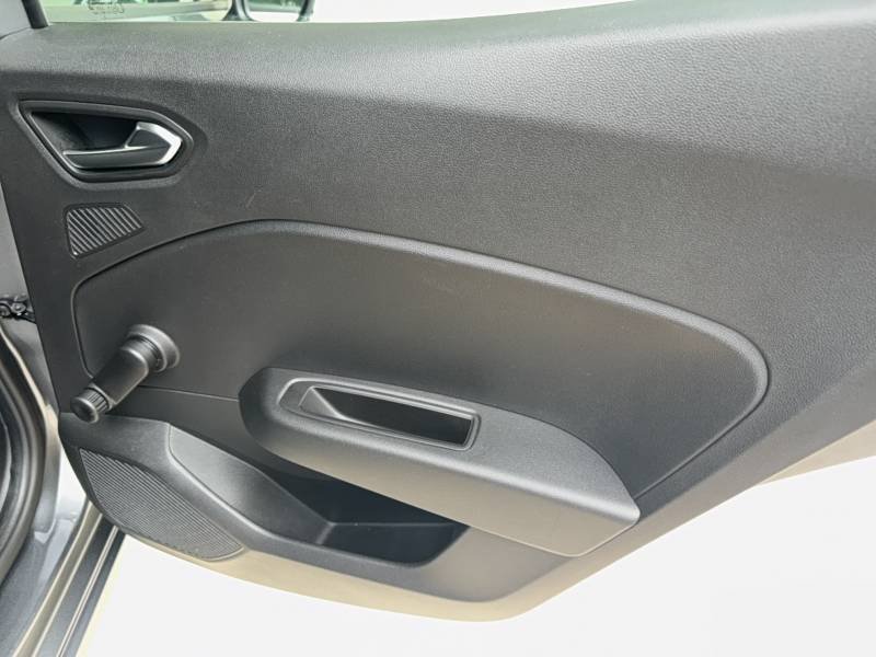 Renault Clio - Photo 11