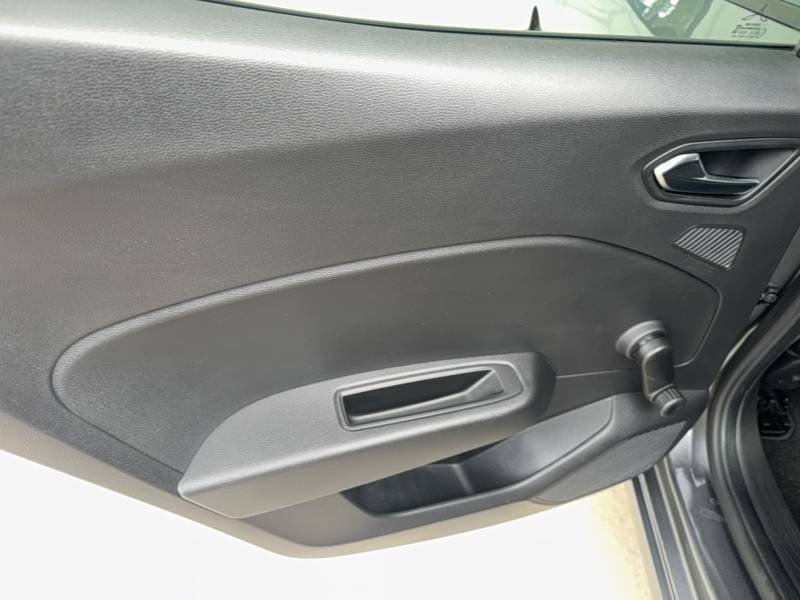 Renault Clio - Photo 13