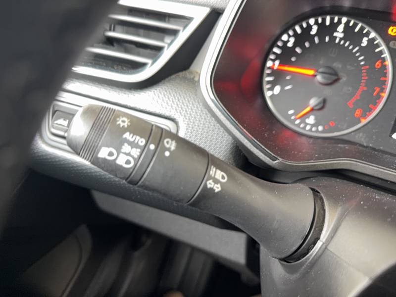 Renault Clio - Photo 23