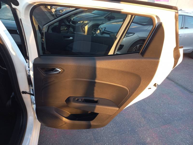 Renault Clio - Photo 16