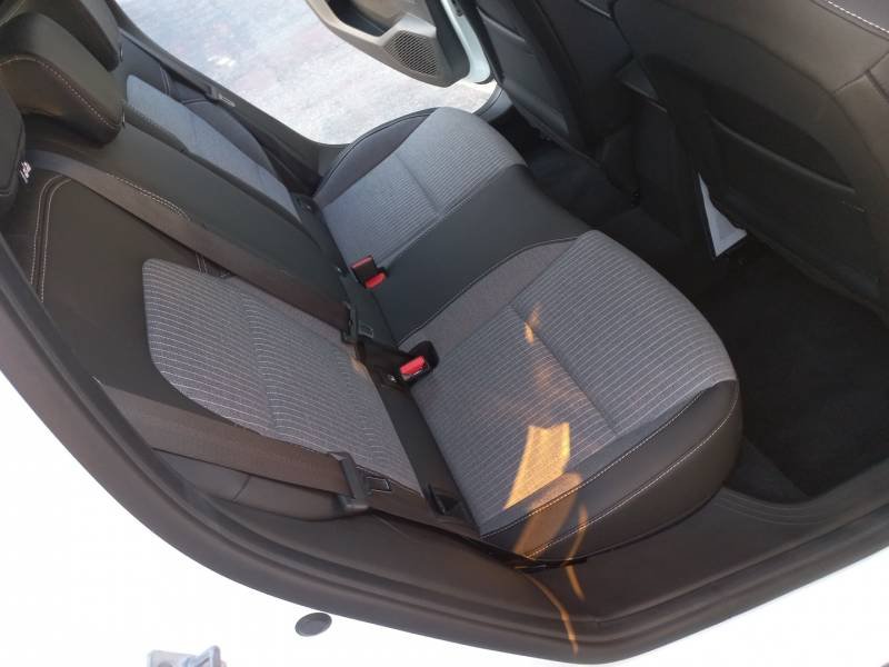 Renault Clio - Photo 17