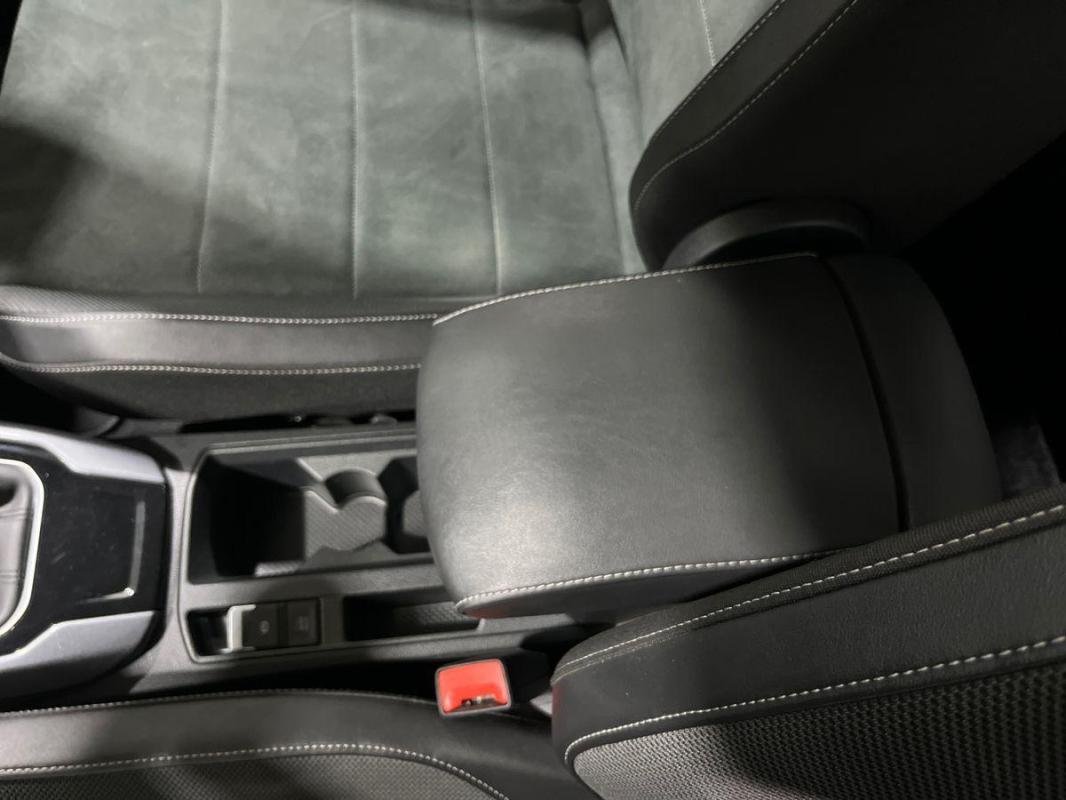 Volkswagen T-Roc - Photo 13