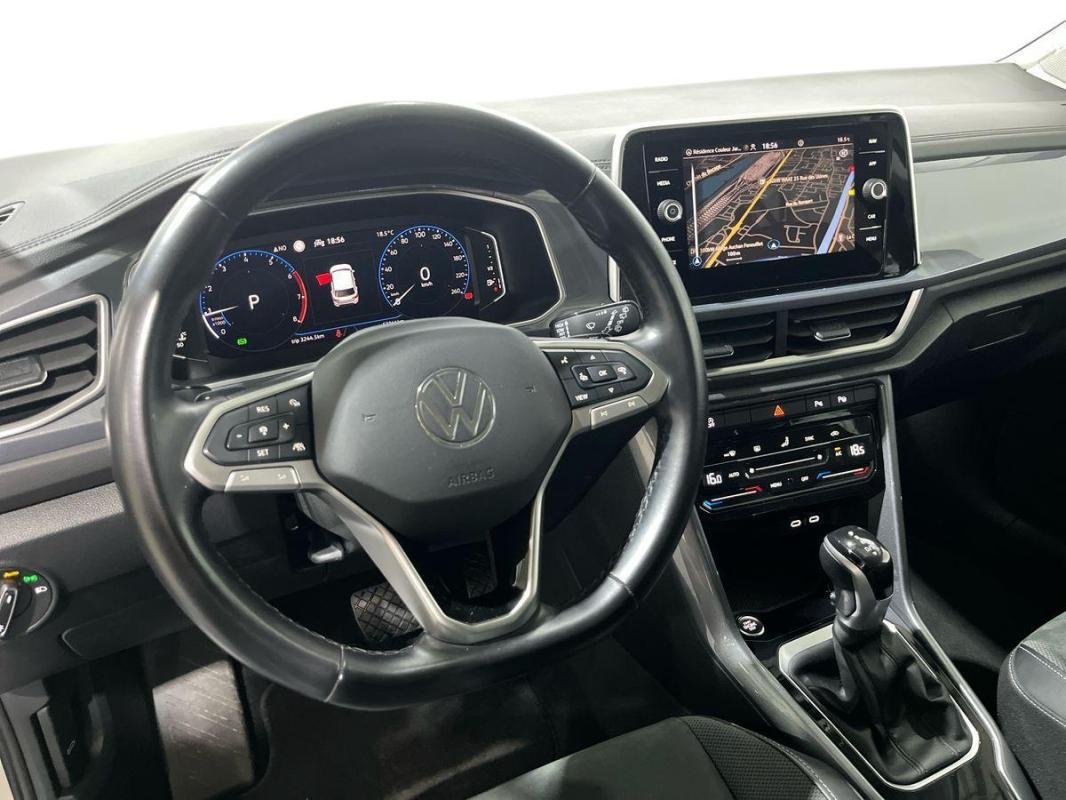 Volkswagen T-Roc - Photo 10