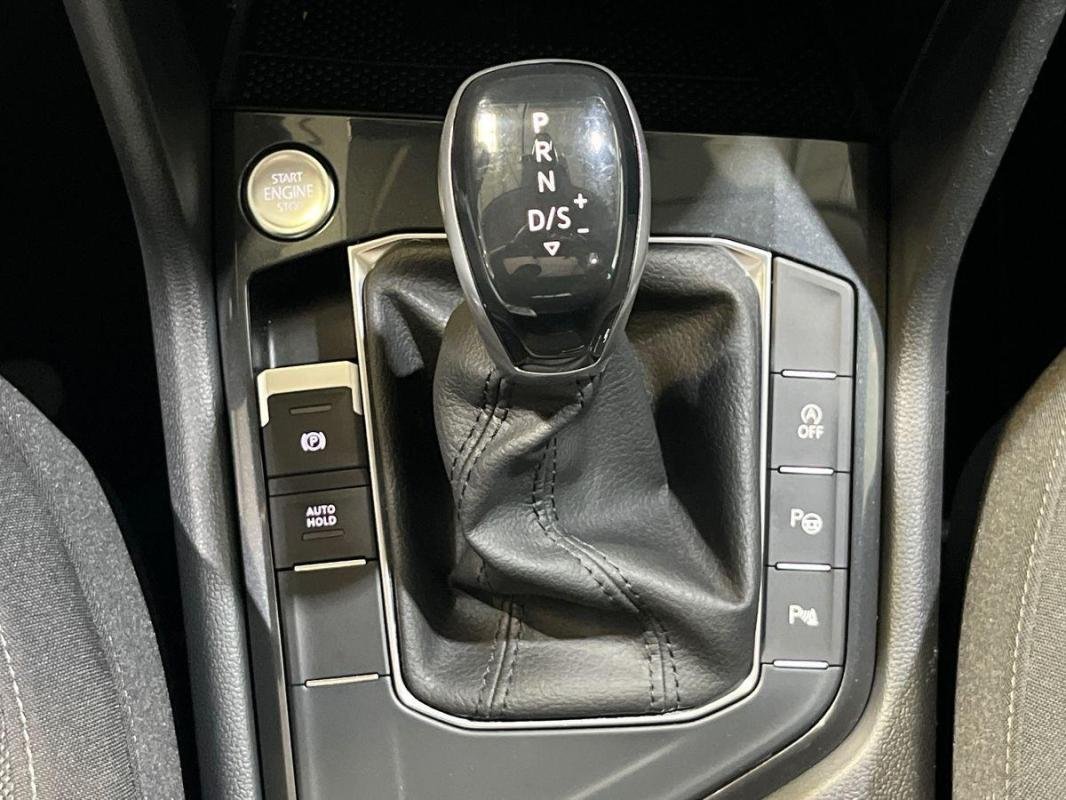 Volkswagen Tiguan - Photo 11